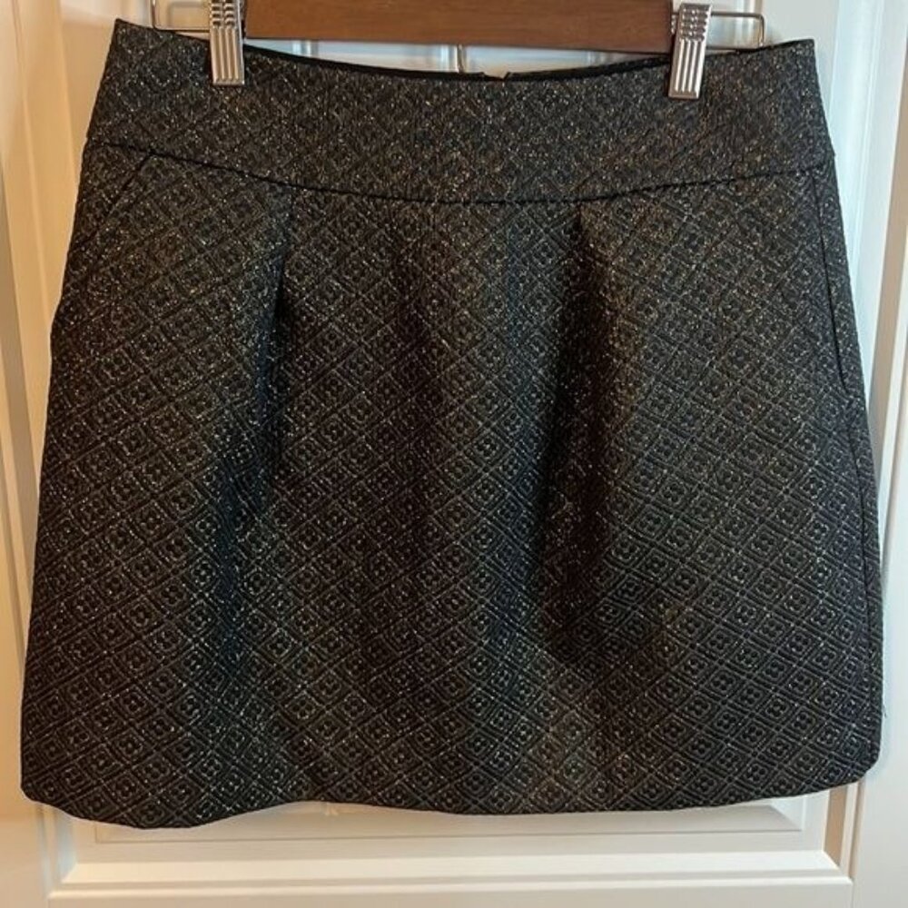 Loft Skirt Women's Size 8 Black and Gold Threaded Pattern Mini Pleated Holiday